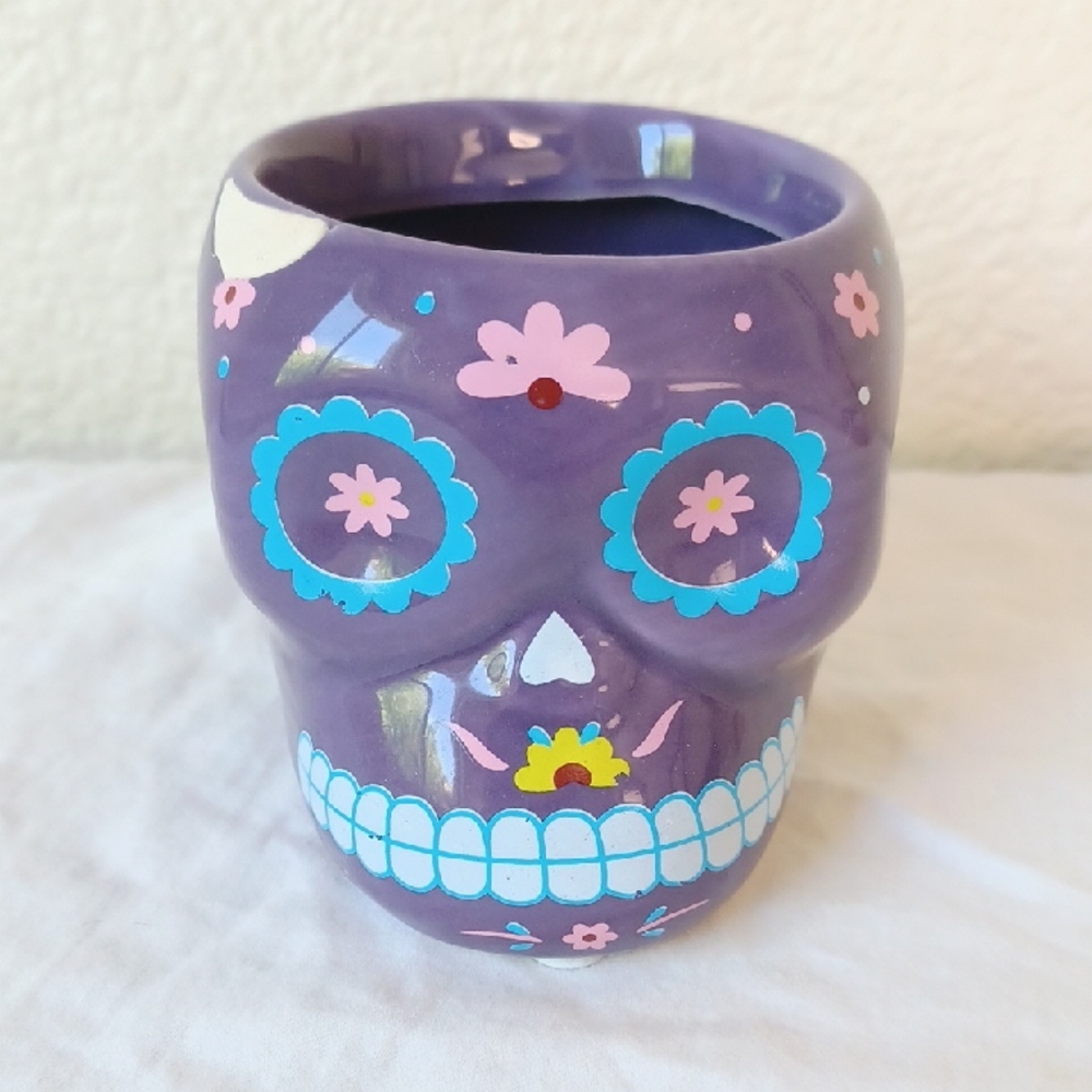 3/$25 SALE Mexican Sugar Skull Día de Muertos Mini Ceramic Planter, Purple